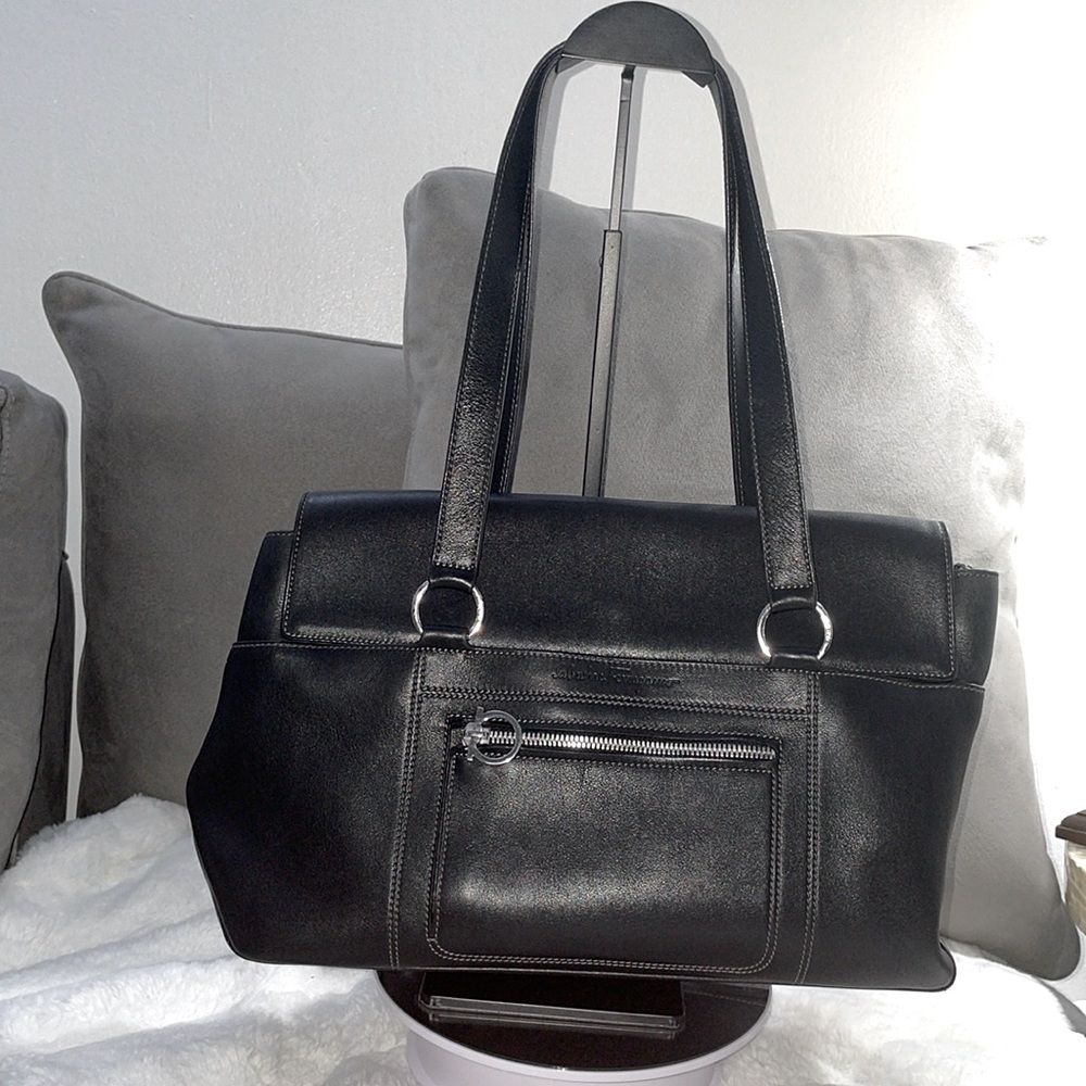 Salvatore Ferragamo purse in very good condition